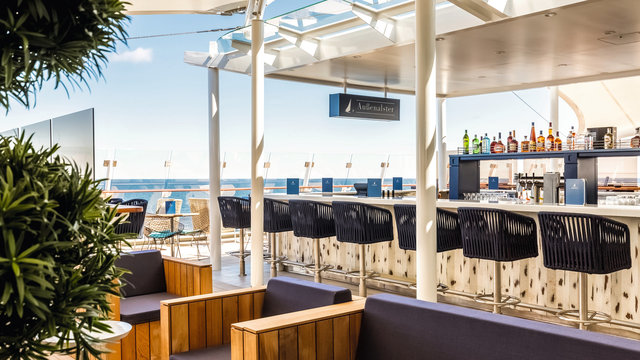 Bars & Lounges Mein Schiff 2
