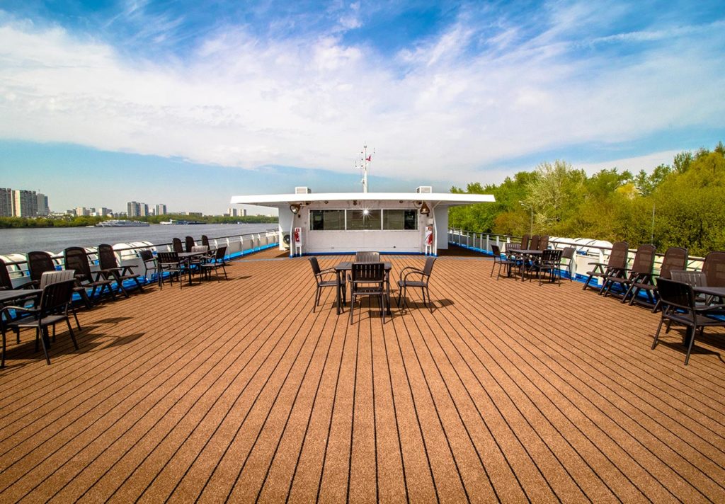 MS Kronstadt Sonnendeck